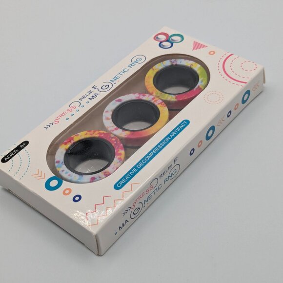 Stress Relief Magnetic Rings Game Set, Ages 8+, New in Box - Picture 4 of 5
